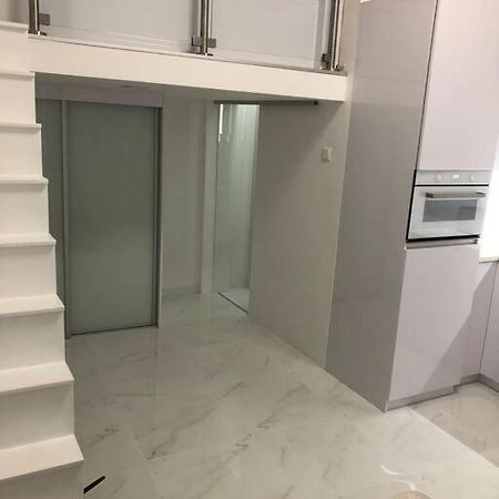Colton West Deluxe Apartment Budapest Bagian luar foto